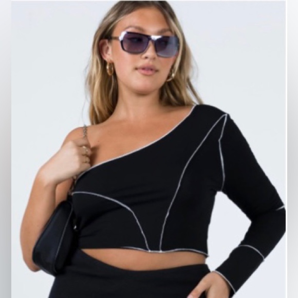 Princess Polly one shoulder inside out top black